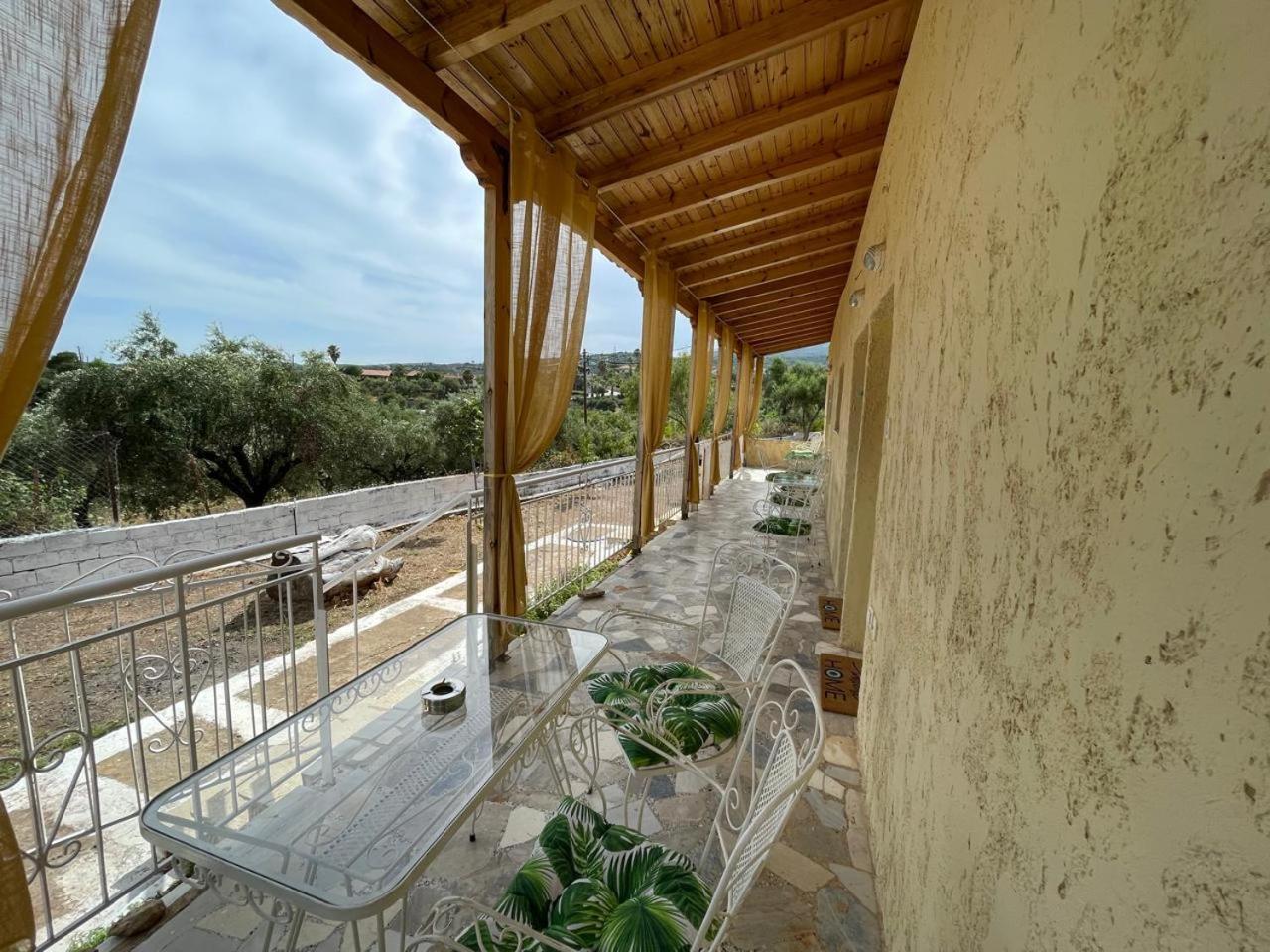Village Holidays - Chelonaria *